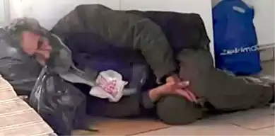 Evsiz Sanılan Adamın Gerçeği Şaşırttı