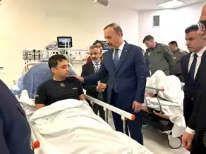 Helikopter Kazası Sonrası Askerler Ziyaret Edildi