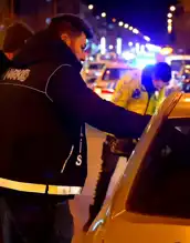 Isparta'da 24 Saatlik Güvenlik Operasyonu: 2 Aranan Şahıs Yakalandı
