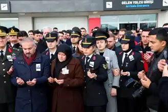 Helikopter Kazasında Şehit Düşen Teğmen'in Cenazesi Vatan Topraklarına Kavuştu
