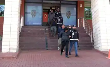 Kaçak Define Avı: 5 Gözaltı