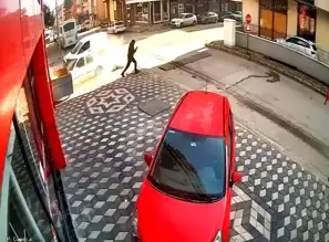 Isparta'da Korkunç Kaza: Yaya Kıl Payı Kurtuldu!