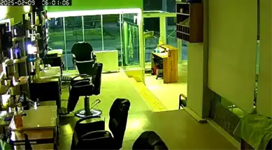 Isparta'da Kuaföre Saldırı: 60 Bin TL Zarar!
