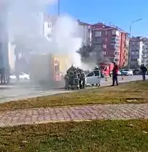 Isparta'da Otomobilde Yangın! Yaralanma Yok