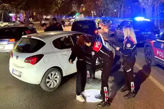 Isparta'da 6 Aranan Şahıs Yakalandı