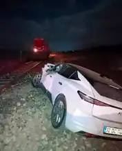 Isparta'da Tren-Otomobil Kazası: Ağır Yaralı