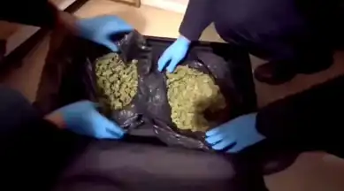 Isparta'da 1 Kilo Skunk Ele Geçirildi