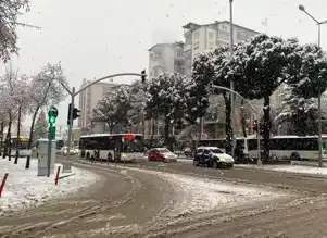 Isparta'da Yaşamı Felç Eden Yoğun Kar Yağışı