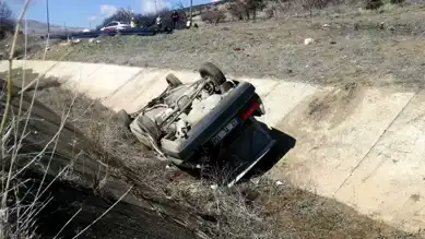 Yalvaç'ta Trafik Kazası: 1 Ölü, 2 Yaralı