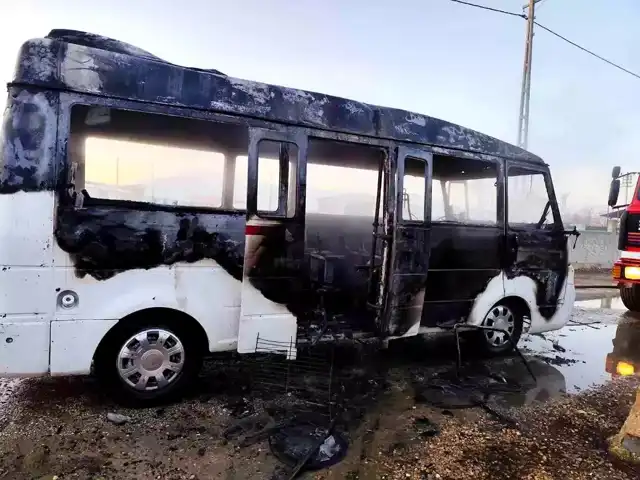 Isparta'da Öğrenci Servisi Yanması