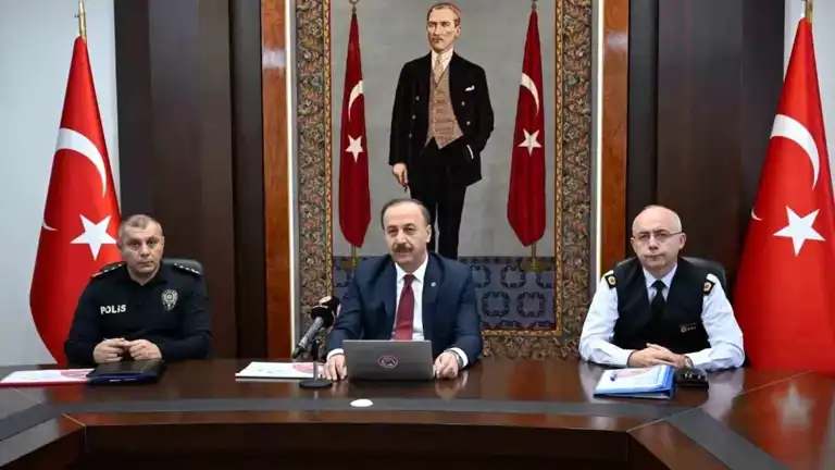 Güvenlik Toplantısı: Isparta'da Siber Dolandırıcılık Uyarısı!