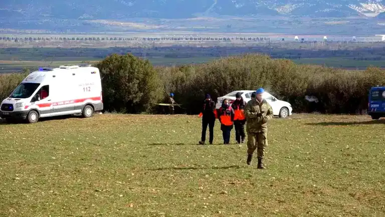 Keçiborlu'da Kayıp Genç, Ormanlık Alana Ölü Bulundu